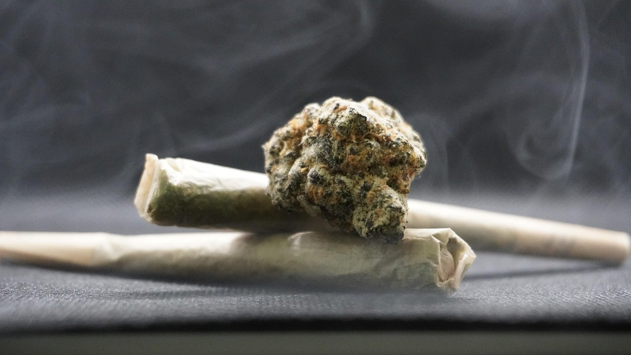 Vaporizer vs Joint